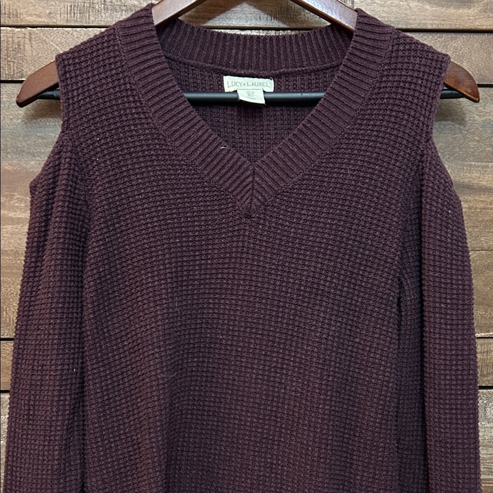 Lucy & Laurel Sweater - Size S
